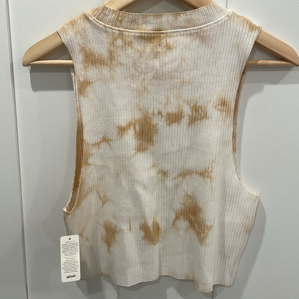 aerie Tie-Dye Ribbed Crop Tank in White and Tan - Picture 4 of 4